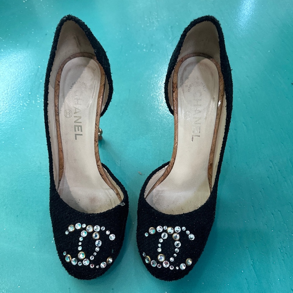 Chanel tweed cork and crystals